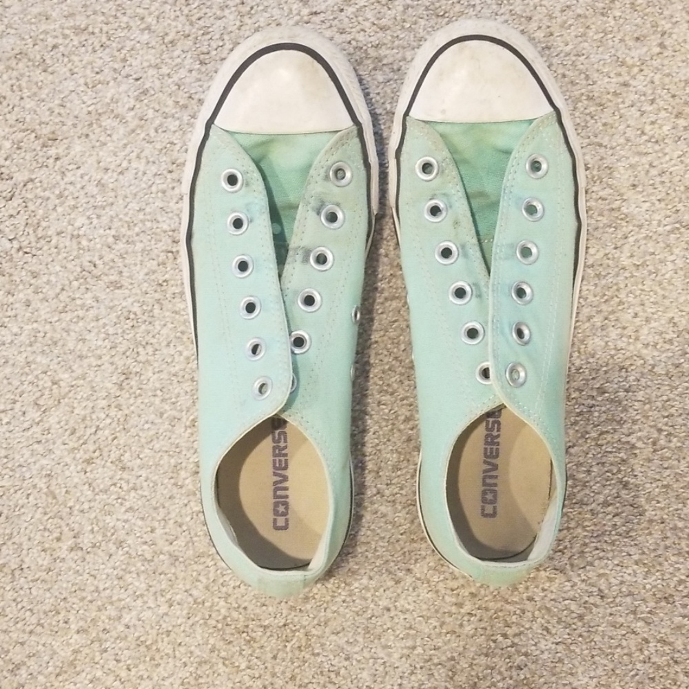 Size 8 Converse Chuck Taylor